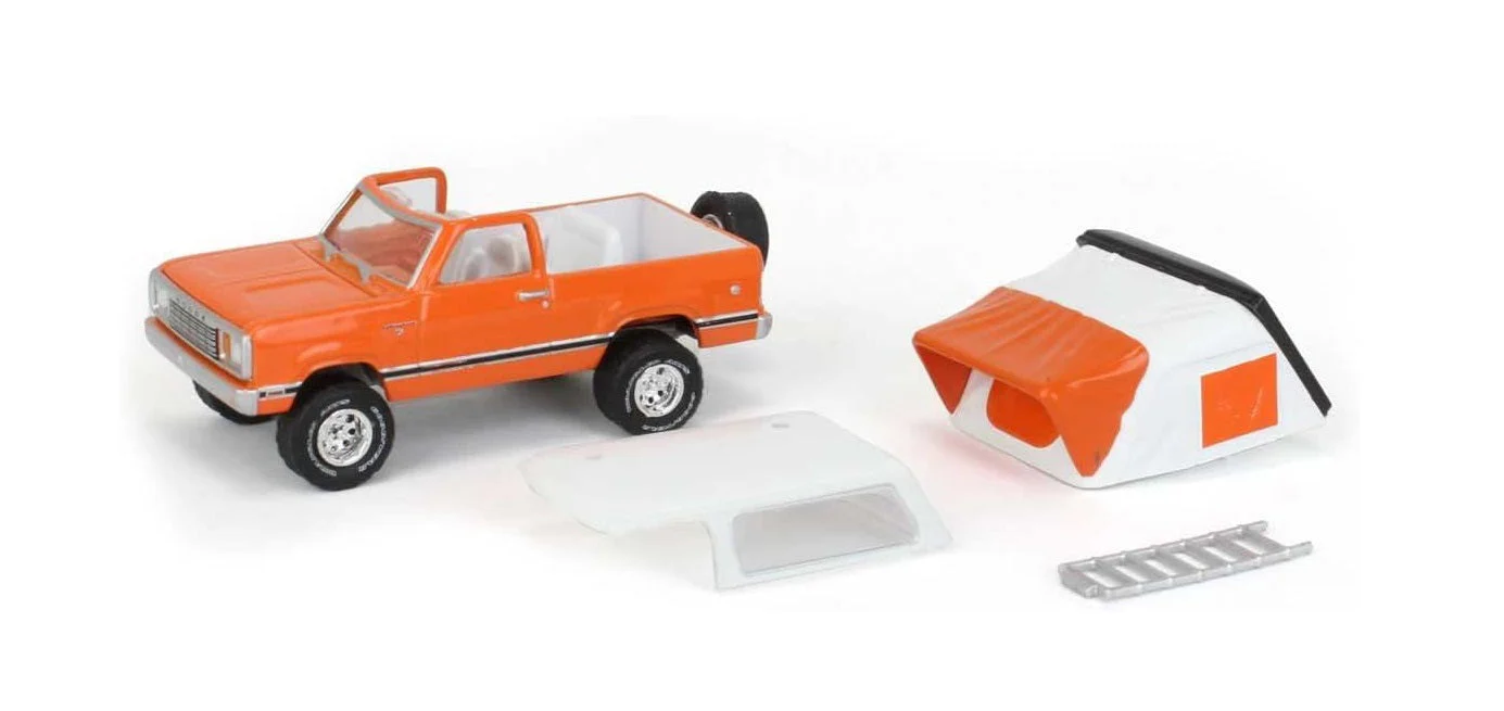 Greenlight - 1977 Dodge Ramcharger SE with Modern Rooftop Tent Great Outdoors Series - Scala 1/64 - Image 2