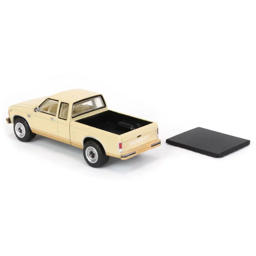 Greenlight - 1983 Chevrolet S-10 Durango - Greenlight Series Blue Collar - Scala 1/64 - Image 3