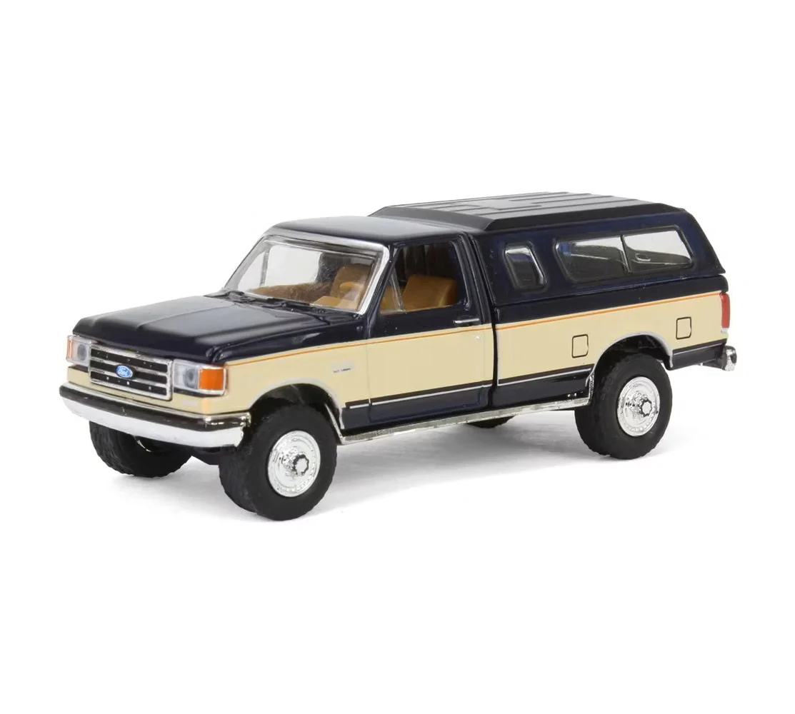 Greenlight - 1991 Ford F-150 XLT Lariat Truck with Camper Shell and Spare Tires - Series Hobby Shop - Scala 1/64 - Image 6