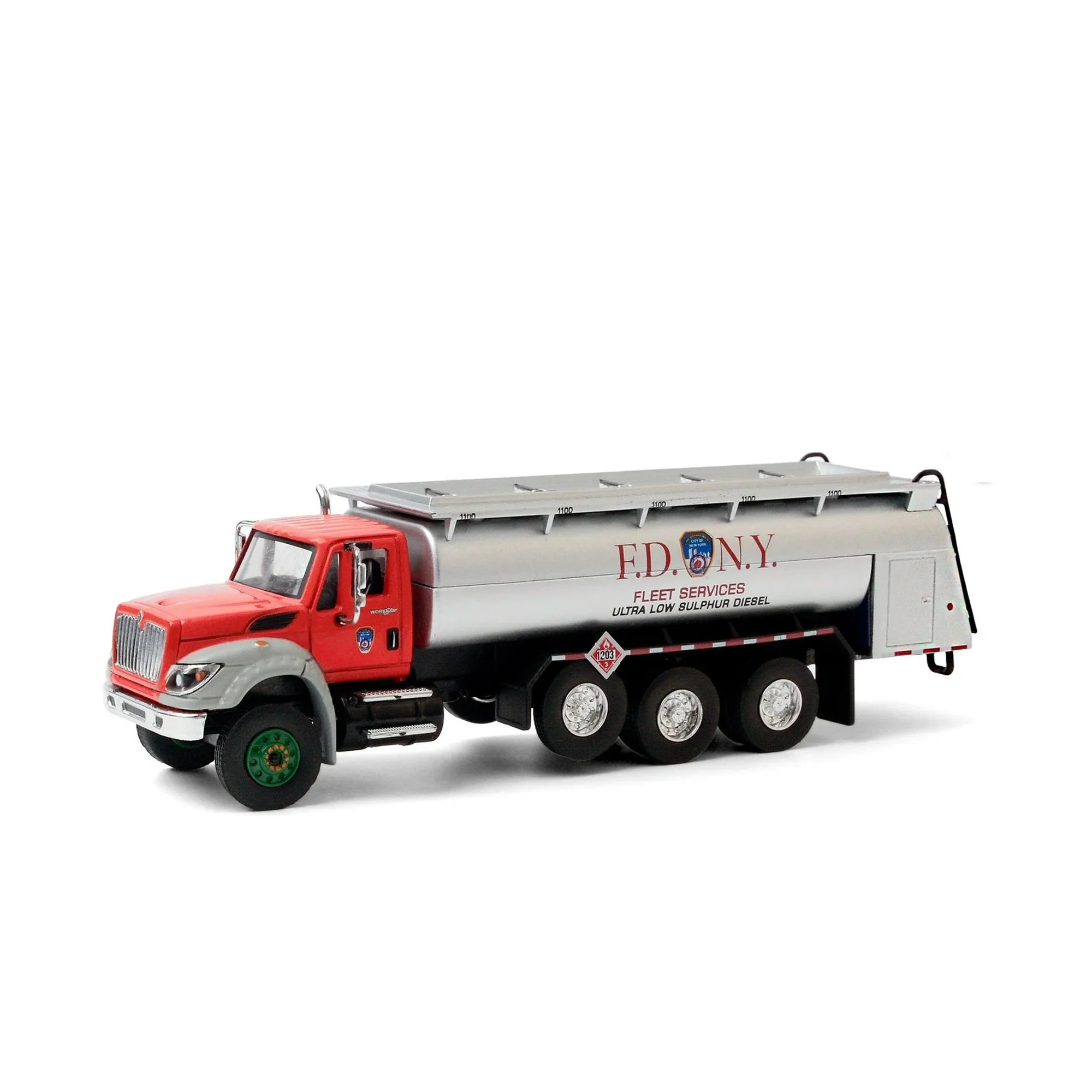 Greenlight - 2018 International WorkStar Tanker Truck Fire Department City of New York - Series SD Trucks - Scala 1/64 - Image 2