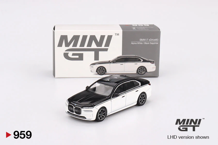 Mini GT - BMW i7 xDrive60 Alpine White / Black Sapphire - Scala 1/64 MGT00959-L - Image 2