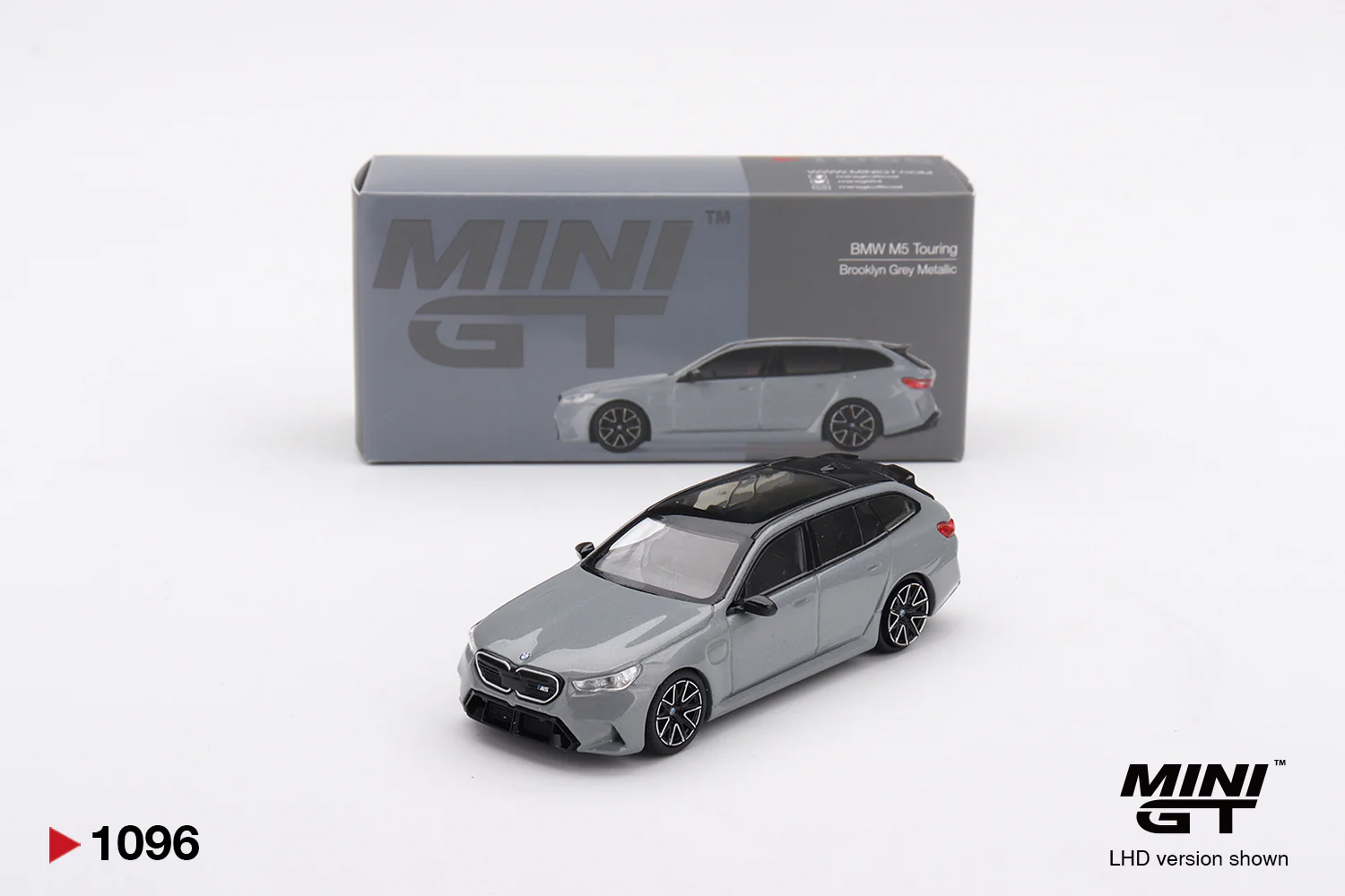 Mini GT - BMW M5 Touring Brooklyn Grey Metallic 2025 - Scala 1/64 MGT01096-L - Image 4
