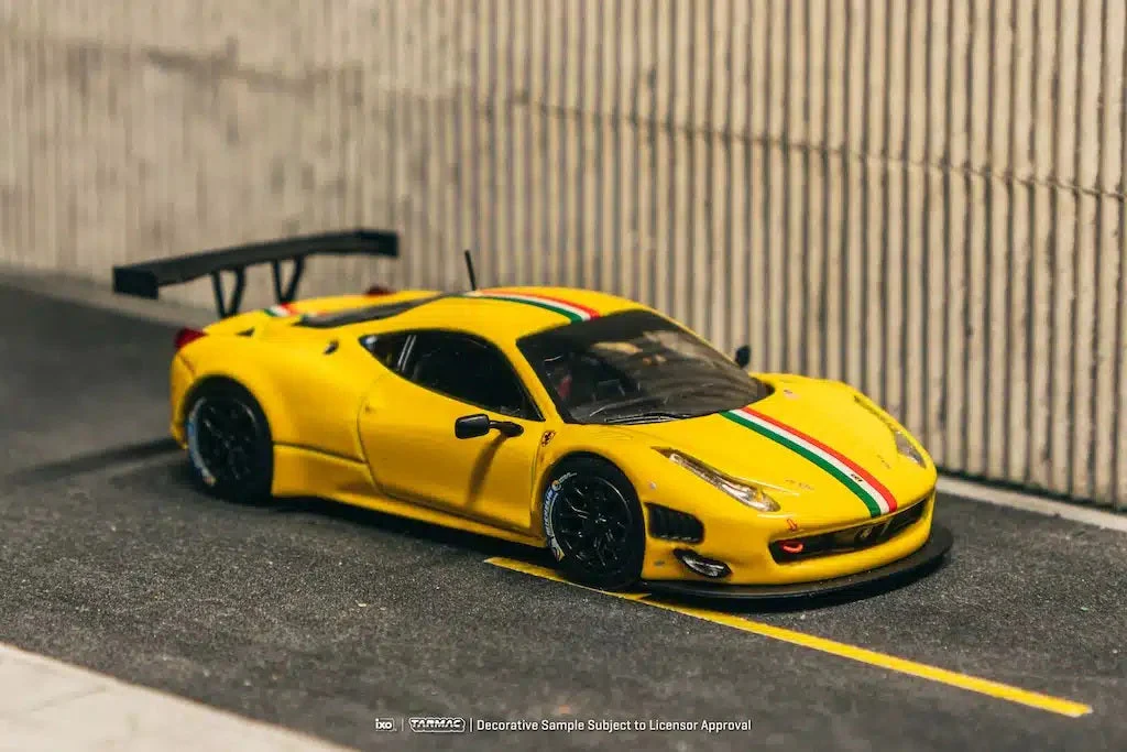 Tarmac Works - Ferrari 458 Italia GT3 Yellow - Works ROAD64 - Scala 1/64 T64R-073-YL - Image 4