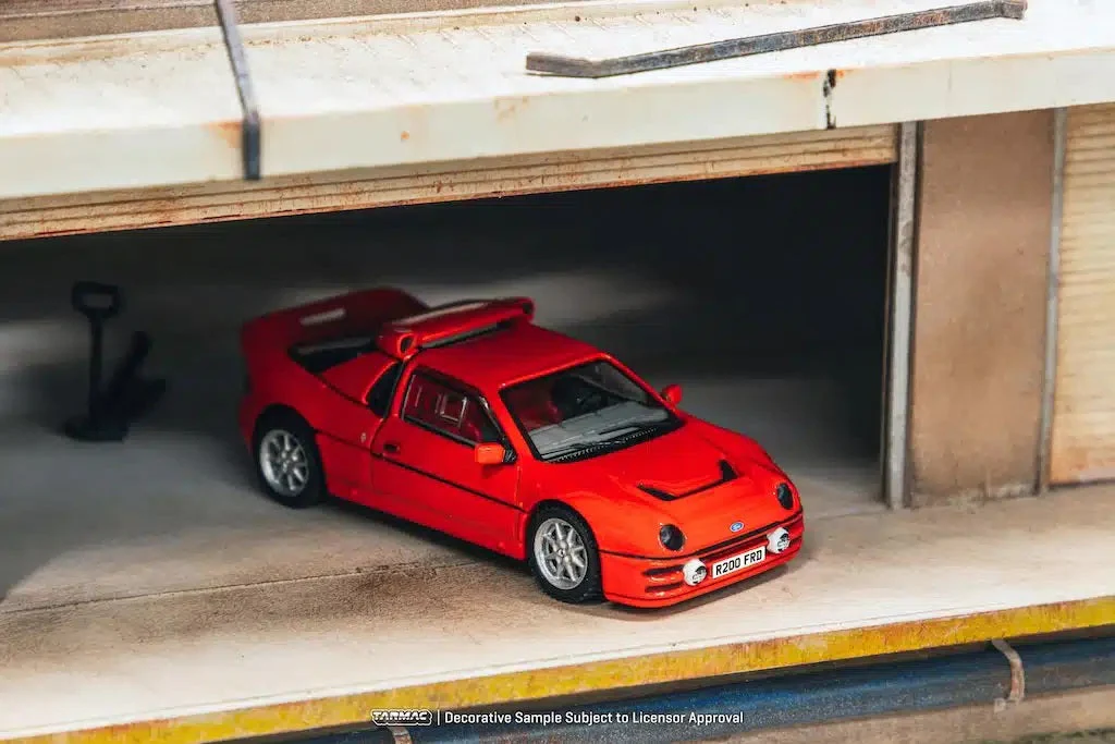 Tarmac Works - Ford RS200 Red - HOBBY64+ - Scala 1/64 T64PR-001-RE - Image 4