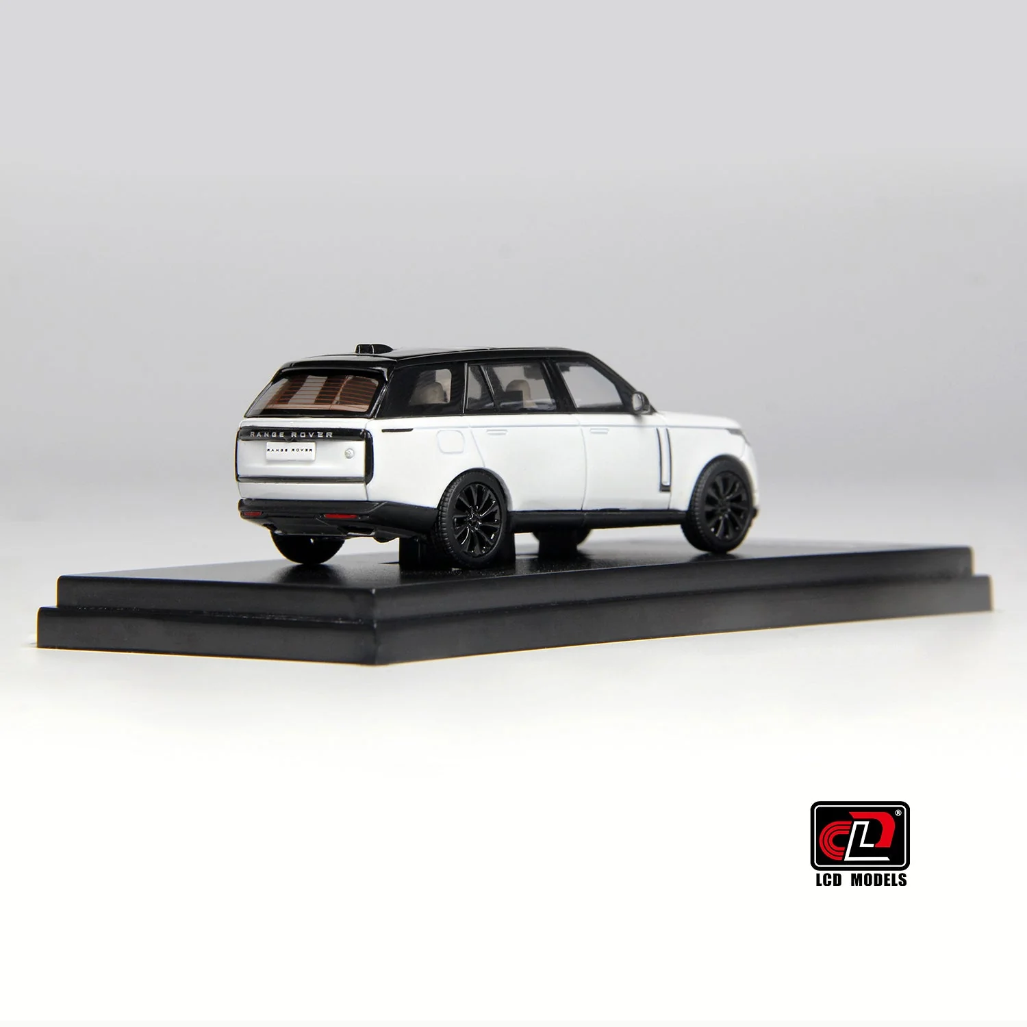 LCD Models - Range Rover 2022 Black and White - Scala 1/64 LCD64031-BW - Image 3