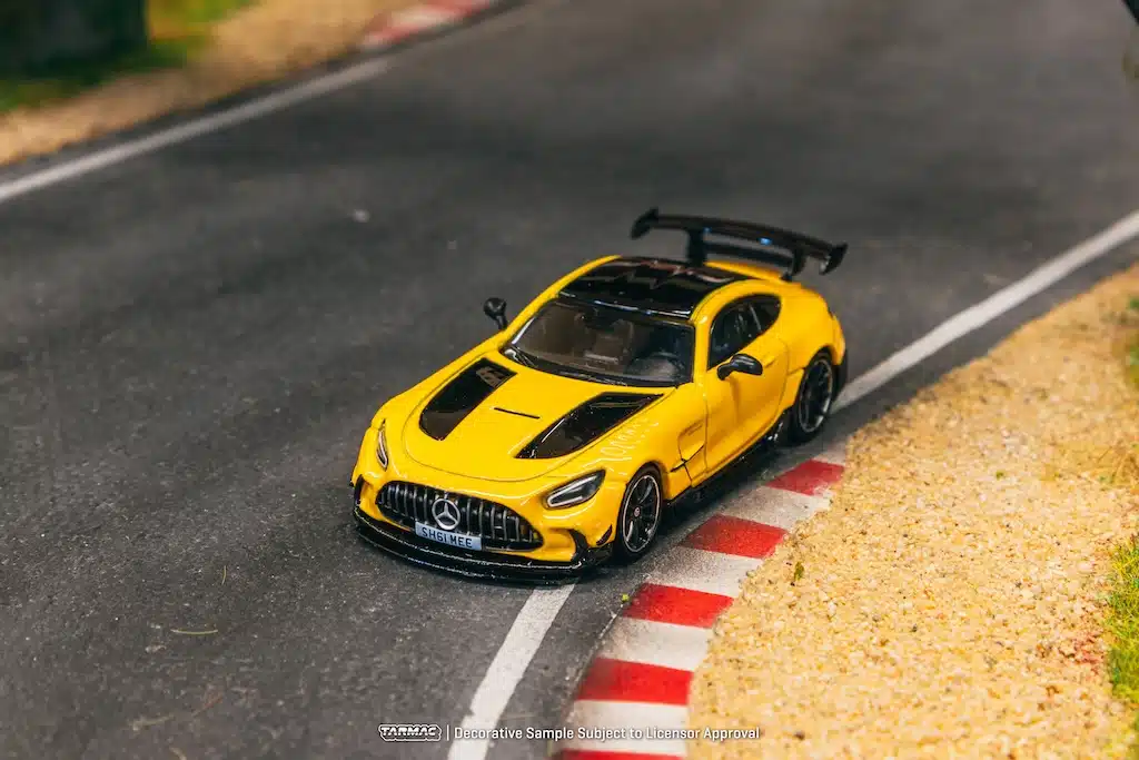 Tarmac Works - Mercedes-Benz AMG GT Black Series SHMEE150 - GLOBAL64 - Scala 1/64 T64G-042-SHMEE - Image 3