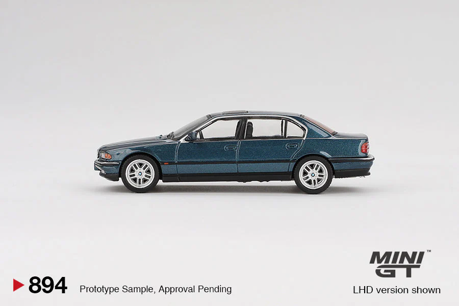 Mini GT - BMW 750IL Sorrento Blue Metallic - Scala 1/64 MGT00894-L - Image 3