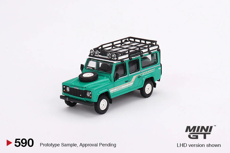 Mini GT - Land Rover Defender 110 1985 County Station Wagon Trident Green - Scala 1/64 MGT00590 R RHD