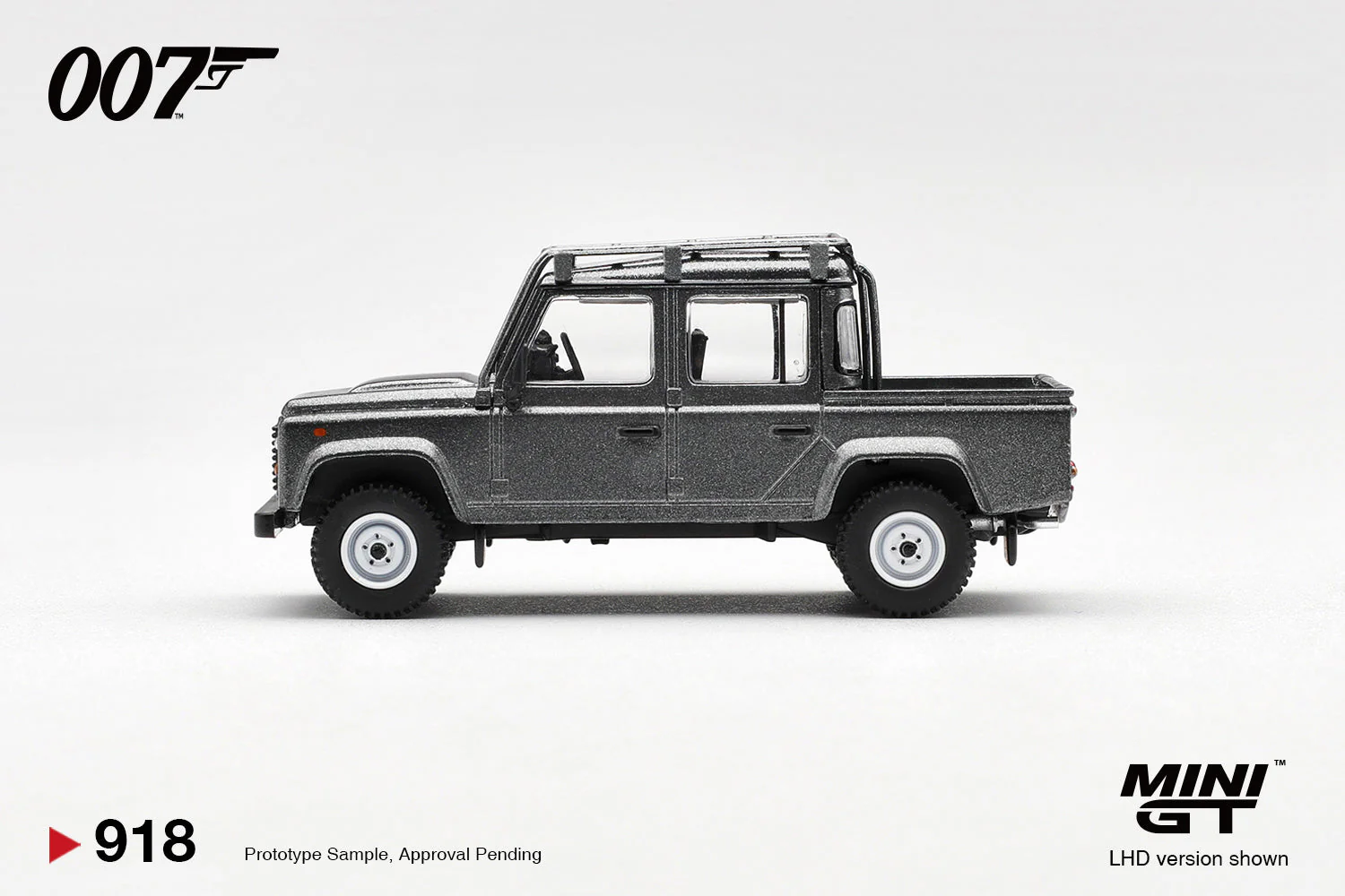 [PRE-ORDER] Mini GT - Land Rover Defender 110 Crew Cab Skyfall James Bond 007 movie 2012 - Scala 1-64 MGT00918-007E English Blister - Image 4