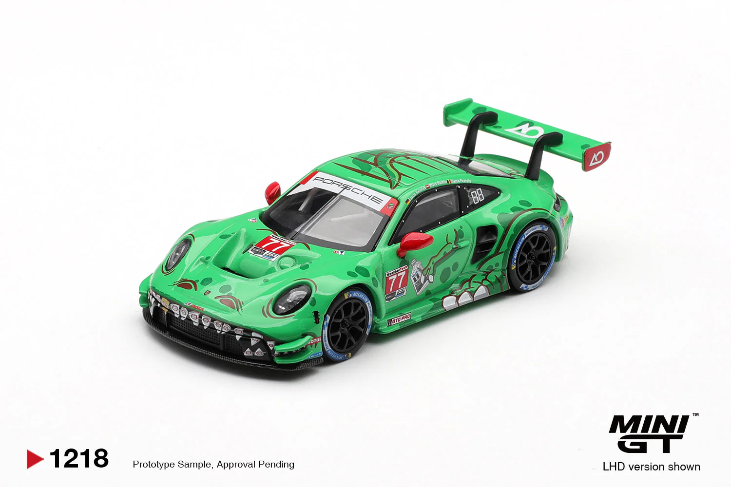 [PRE-ORDER] - Mini GT - Porsche 911 GT3 R (992) #77 AO Racing IMSA Sebring 12 Hrs Class Winner 2025 - Scala 1/64 MGT01218-L