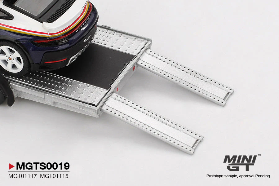 [PRE-ORDER] - Mini GT - Porsche 911 Dakar #718 / Volkswagen ID. Buzz Porsche Centrum Gelderland Roughroads Set - Scala 1/64 MGTS0019 - Image 6