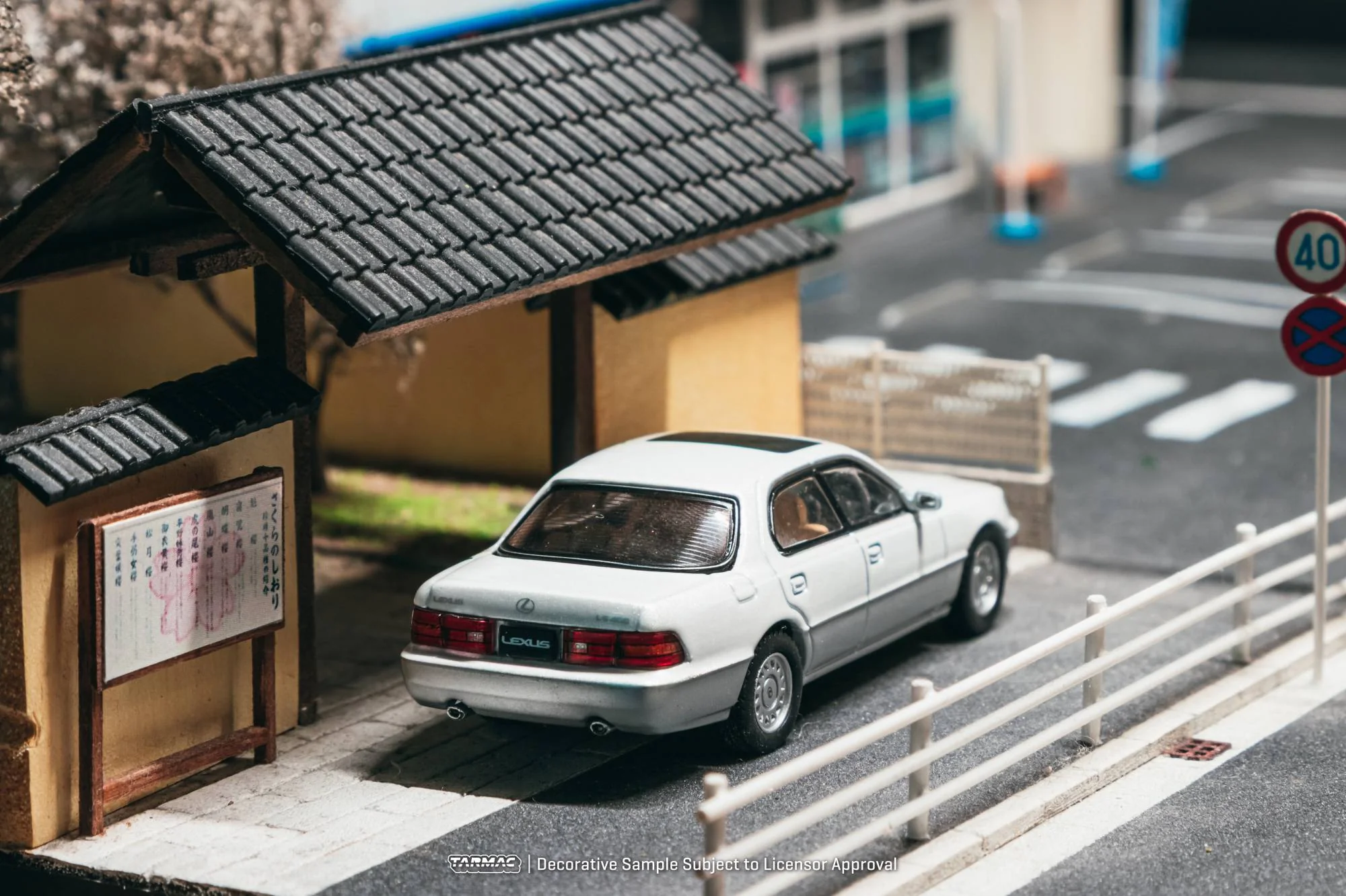 [PRE-ORDER] Tarmac Works - Lexus LS400 (UCF10) Pearl White 2001 - GLOBAL64 - Scala 1/64 T64G-082-WH - Image 4