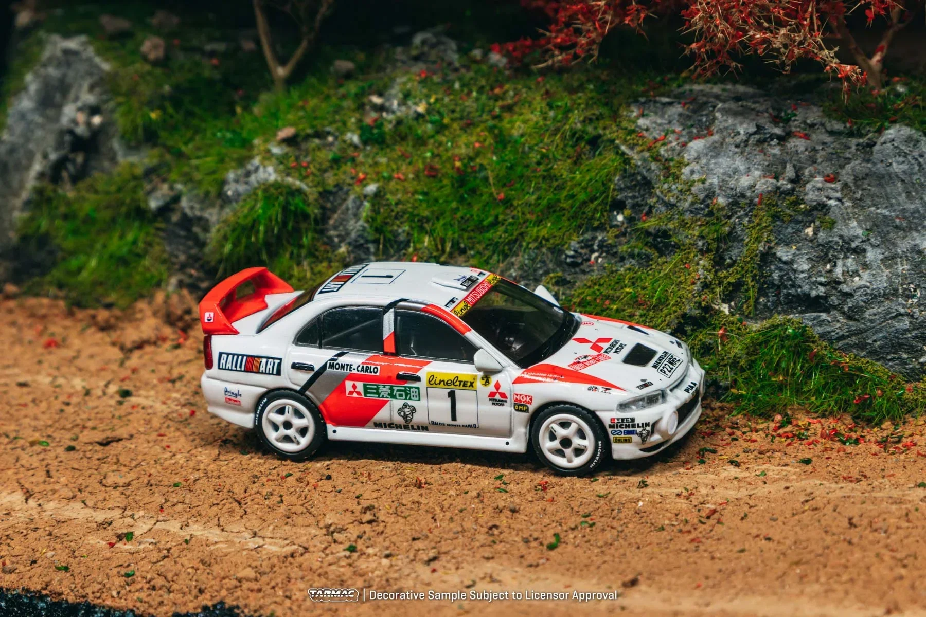 Tarmac Works - Mitsubishi Lancer Evolution IV Rallye Monte-Carlo 1997 #1 - GLOBAL64 - Scala 1/64 T64G-076-97MCR01 - Image 4