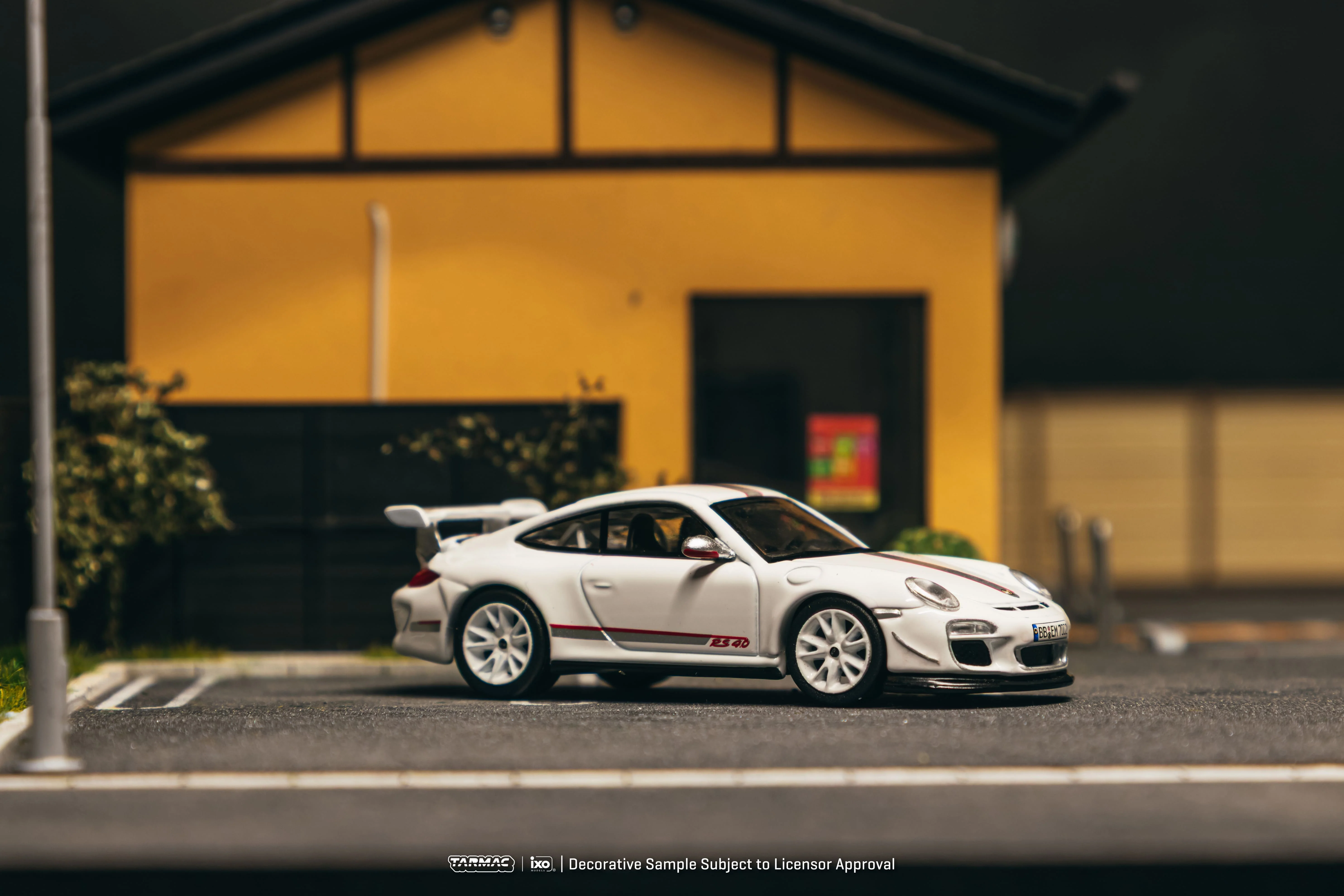 [PRE-ORDER] Tarmac Works - Porsche 911 (997) GT3 RS 2023 White - GLOBAL64 - Scala 1/64 T64G-091-WH - Image 5